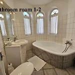 Apartamento Zoli Apartmanok-zoli Koelcsey 19