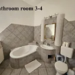 Apartamento Zoli Apartmanok-zoli Koelcsey 19