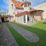 Zoli Apartmanok-zoli Koelcsey 19 Apartamento *