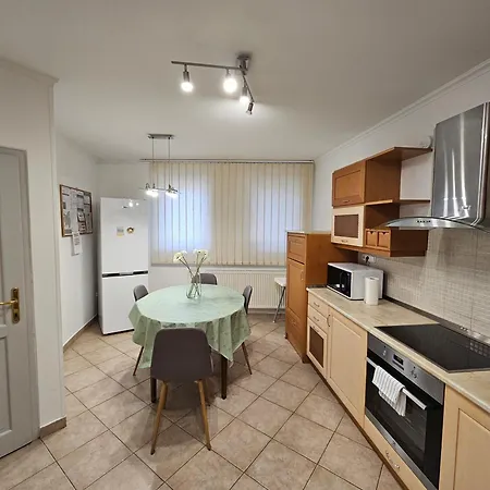 Apartamento Zoli Apartmanok-zoli Koelcsey 19 Hajdúszoboszló