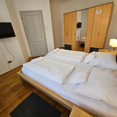 Daire Zoli Apartmanok-zoli Kölcsey 19 *