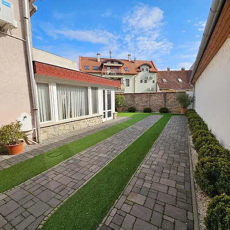 Daire Zoli Apartmanok-zoli Kölcsey 19 Hajdúszoboszló