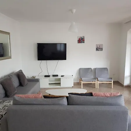 Zoli Apartmanok-zoli Koelcsey 19 Apartment