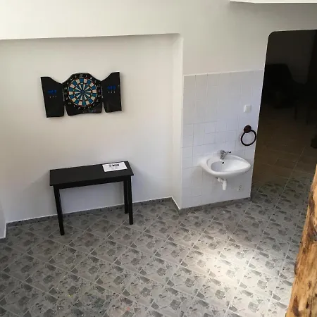 Zoli Apartmanok-zoli Koelcsey 19 Apartment Hajduszoboszlo