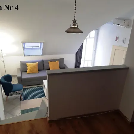 Zoli Apartmanok-zoli Koelcsey 19 Apartment Hajduszoboszlo