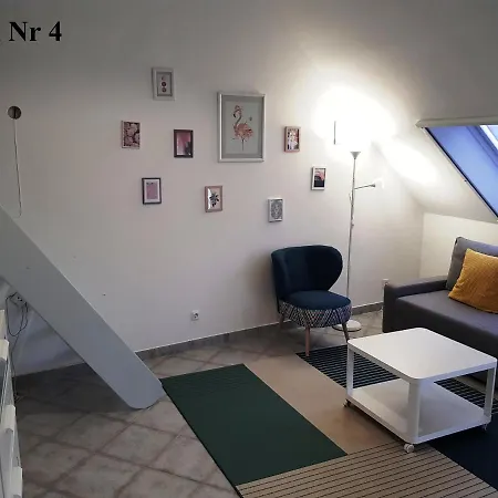 Zoli Apartmanok-zoli Koelcsey 19