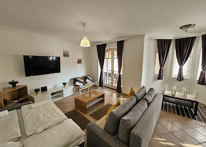 Zoli Apartmanok-zoli Koelcsey 19 Apartment *