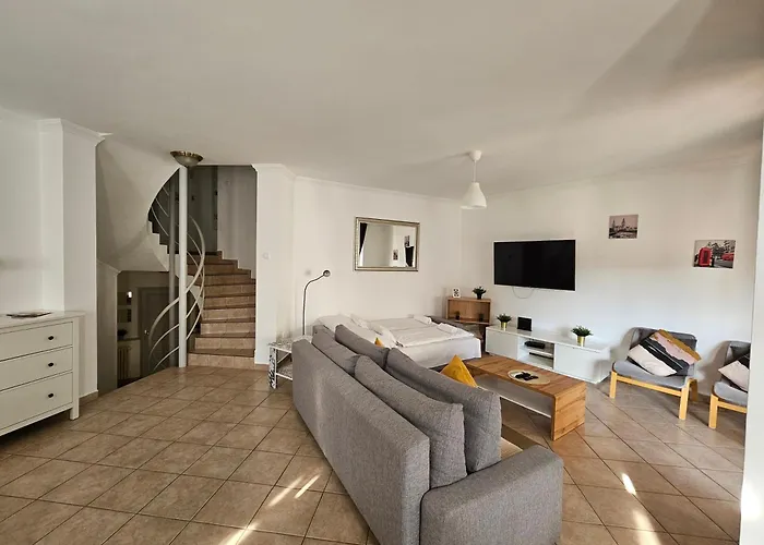 Zoli Apartmanok-zoli Koelcsey 19 Apartment Hajduszoboszlo