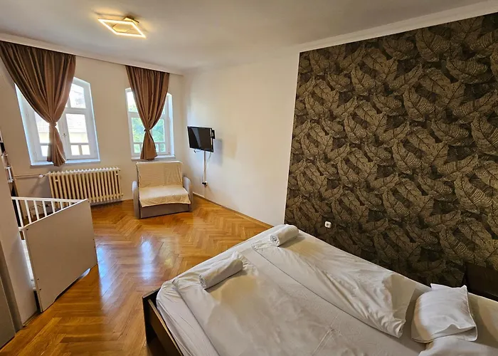 Apartment Zoli Apartmanok-zoli Koelcsey 19 *